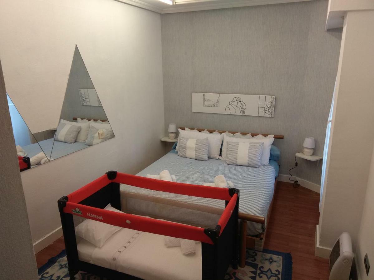 Apartamento Ezkubenea Apartment เรนเตรีอา ภายนอก รูปภาพ