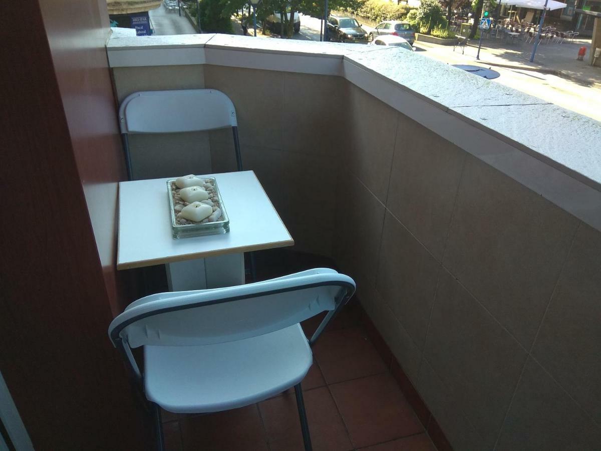 Apartamento Ezkubenea Apartment เรนเตรีอา ภายนอก รูปภาพ
