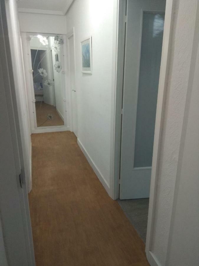 Apartamento Ezkubenea Apartment เรนเตรีอา ภายนอก รูปภาพ