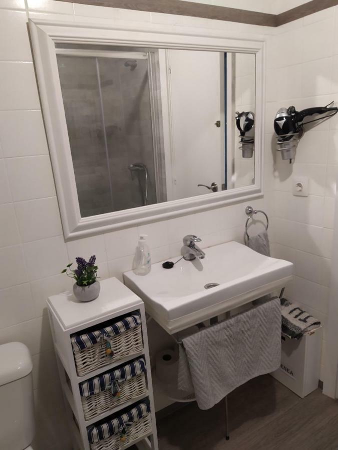 Apartamento Ezkubenea Apartment เรนเตรีอา ภายนอก รูปภาพ